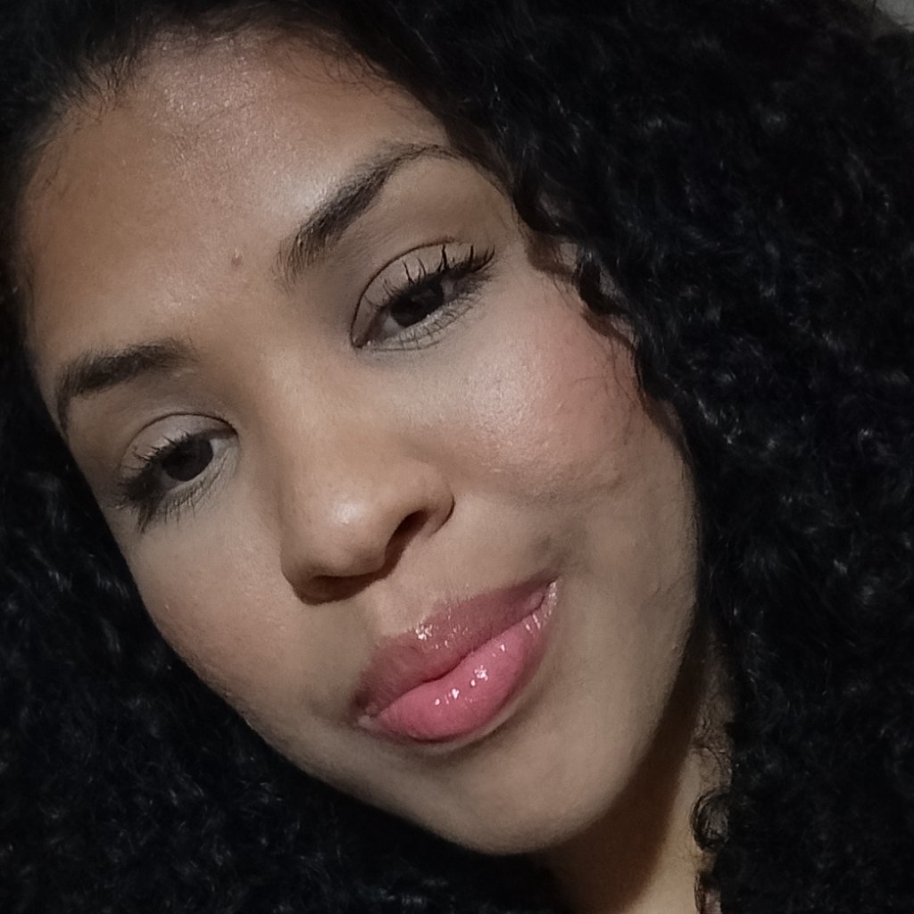 Foto de KARINE MARIA FERNANDES